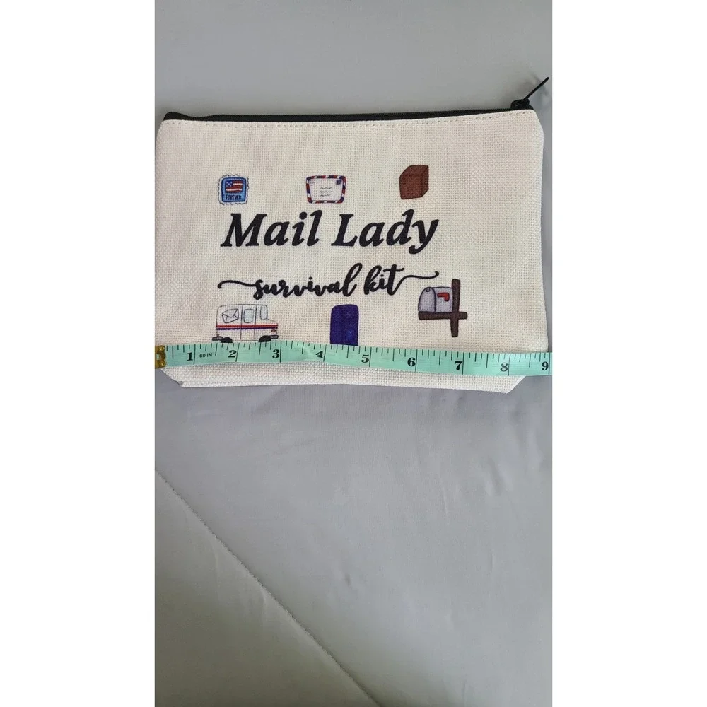 Mail Lady Survival Kit Make up bag‎